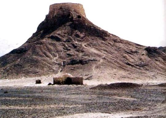 Picture 10 of The 10 weirdest burial procedures in the world