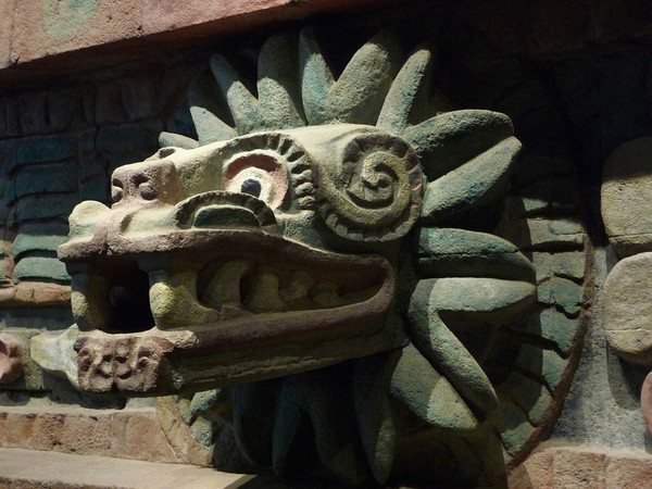 Picture 2 of The 1,000-year-old giant sacred hole lies under the Mayan temple