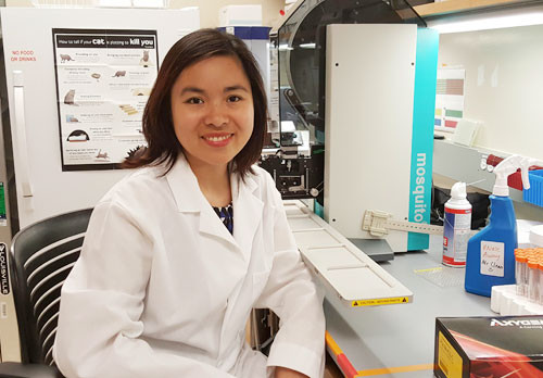 Picture 2 of The 33-year-old Vietnamese female professor of apprentice studies in the US