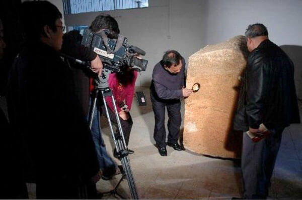 Picture 6 of The 5 controversial photos of 'time travel' are real