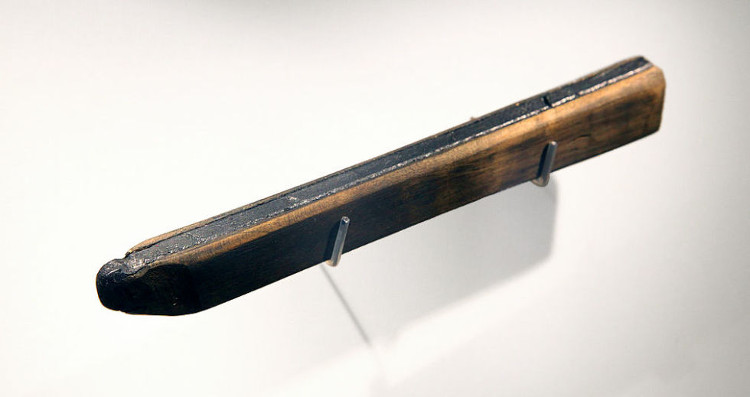 Picture 2 of The 500-year journey rises to the world domination position of a pencil