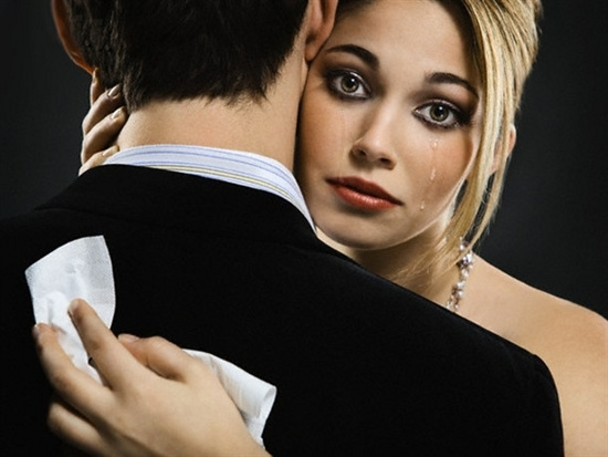 Picture 1 of The act of 'crying for beauty' is only available in humans