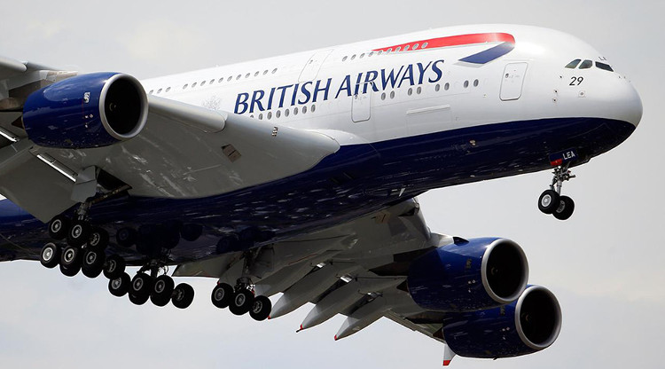 Picture 2 of The Airbus A380's square tire makes the aviation experts confused