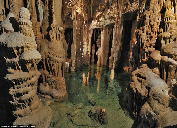 Picture 7 of The 'alien' world is underground