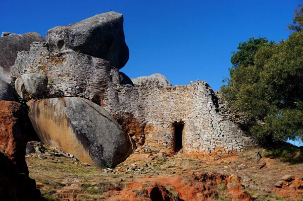 Picture 12 of The amazing mystery of the Great Zimbabwe stone kingdom