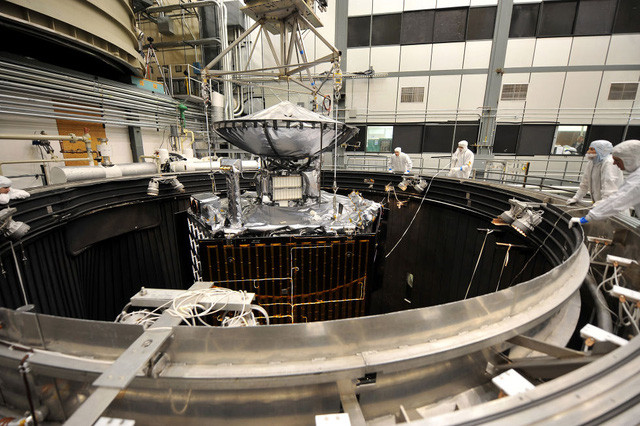 Picture 4 of The amazing thing that NASA's Juno spacecraft has just made