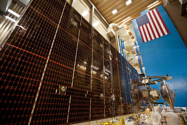 Picture 5 of The amazing thing that NASA's Juno spacecraft has just made