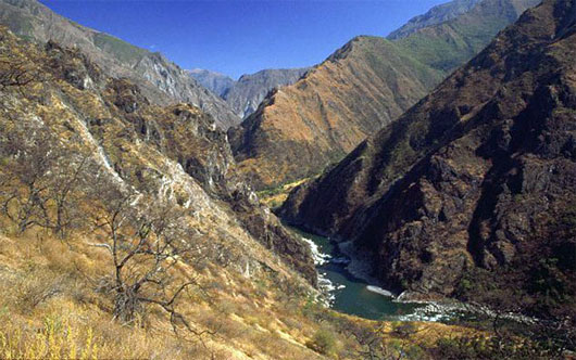 Picture 2 of The Amazon river system originated in Peru