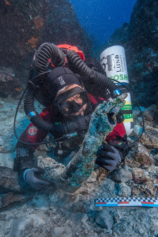 The ancient 'Titanic' secret gradually revealed images 2