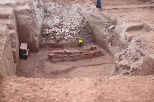 Picture 2 of The ancient tomb on Buoi Street is over 1,000 years old?