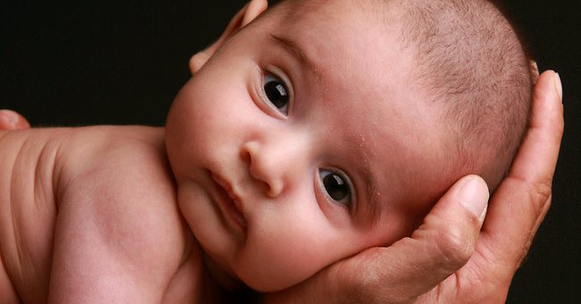 Picture 1 of The baby who is close to it sooner or later is worrying