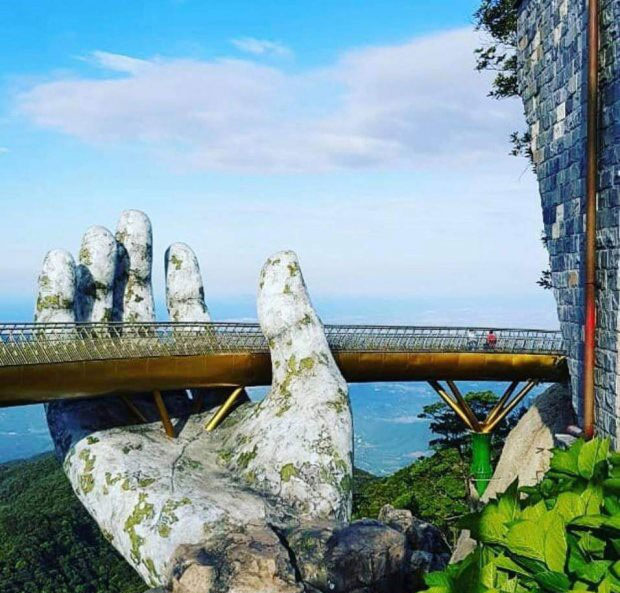 Picture 8 of The beam of Cau Vang image of Da Nang is mesmerizing for tourists