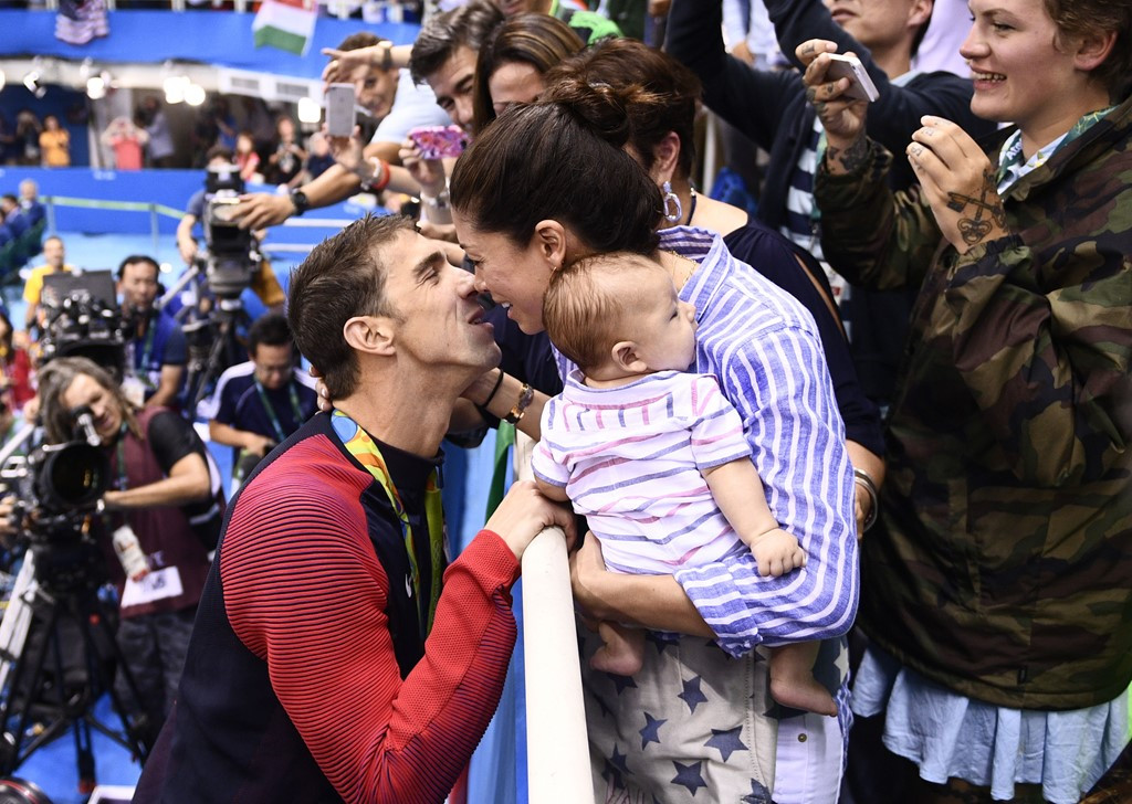 Picture 17 of The beautiful moment of Michael Phelps in the 2016 Olympics
