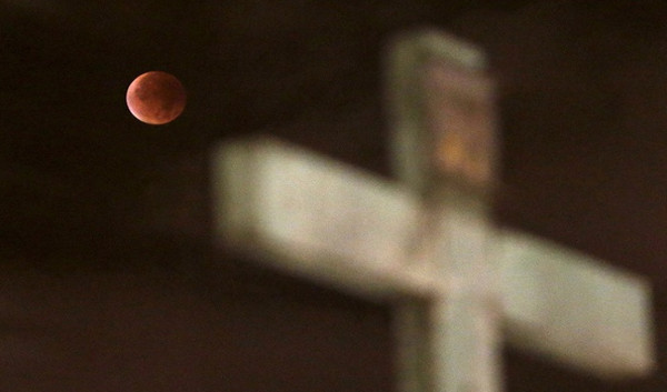 Picture 18 of The beautiful 'super moon' around the world