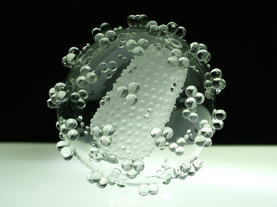 Picture 4 of The beauty of virus through glass sculpture model