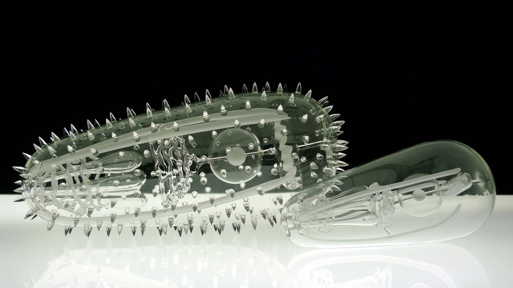 Picture 5 of The beauty of virus through glass sculpture model