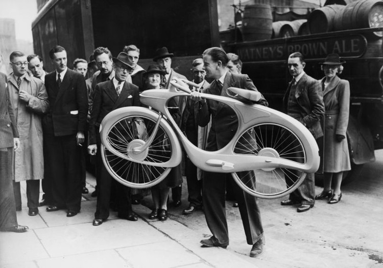 Picture 1 of The bicycle design of 1946 was once thought to be the embodiment of the future