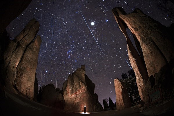 Picture 1 of The biggest meteor shower is coming in the morning of August 13