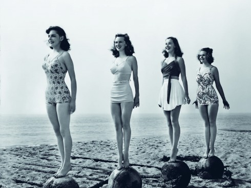 Picture 4 of The birth history of the bikini