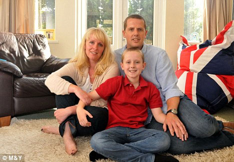 Picture 2 of The boy may die by a speck of dust
