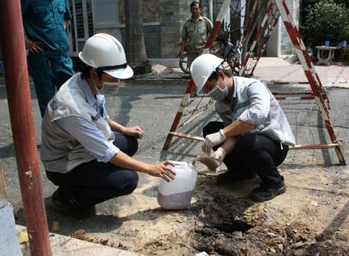 Picture 1 of The case of the road exploded, the fire started: The original conclusion