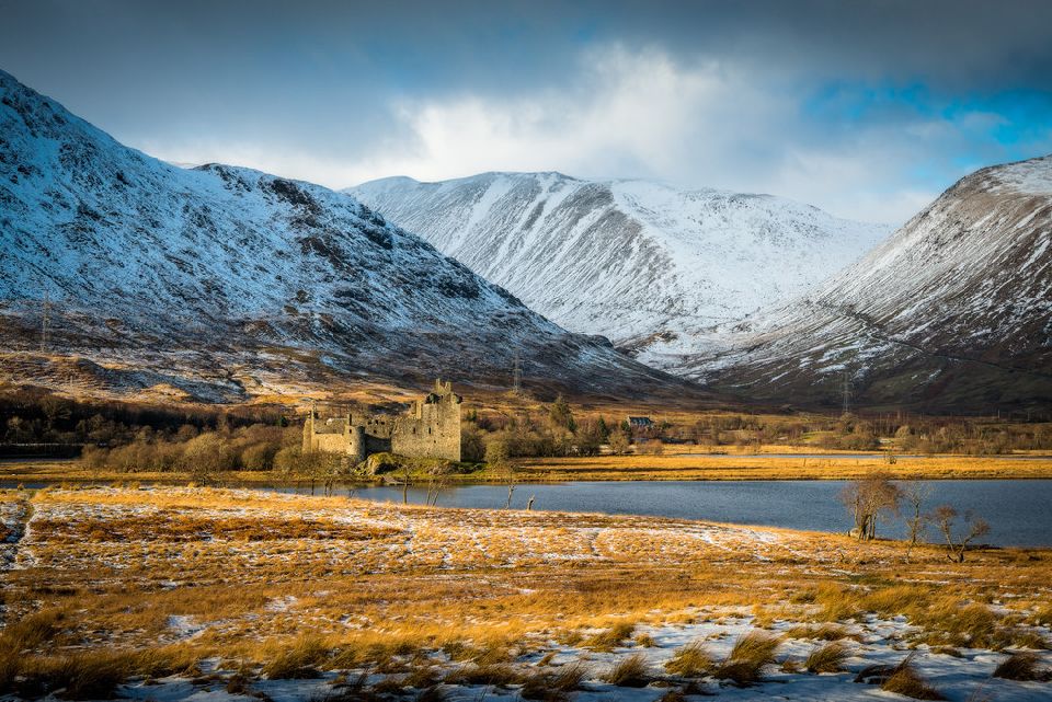 Picture 3 of The castles are deserted with beauty