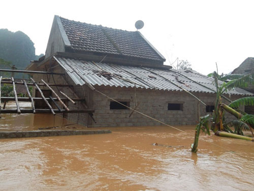 Picture 11 of The Central region suffered in great floods