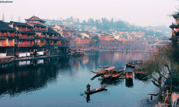 Picture 7 of The charming beauty of the Phoenix town