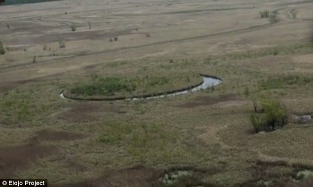 Picture 1 of The circular island is suspected of being an alien base