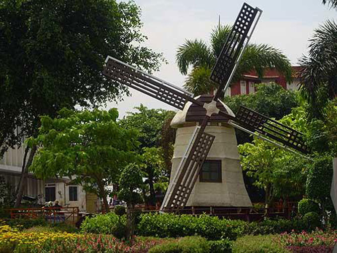 Picture 6 of The cities of George and Melaka in Malacca