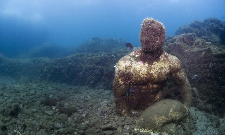 Picture 8 of The city of ancient super-rich Romans sank under the sea