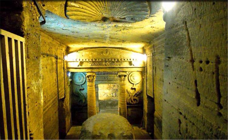 Picture 6 of The con man found out about a thousand-year-old tomb