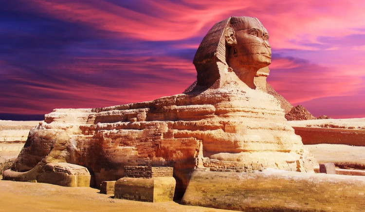 Picture 1 of The controversy about the Sphinx in Egypt