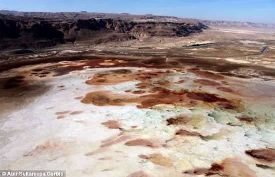 Picture 5 of The Dead Sea is being swallowed up by death knots?