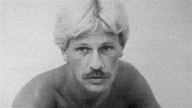 Picture 1 of The defendant who brought HIV into the United States was unjustified