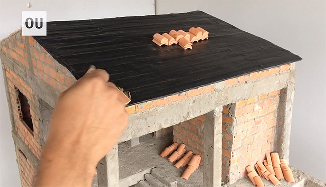 Picture 1 of The detailed process of building mini houses according to the standard of building real houses