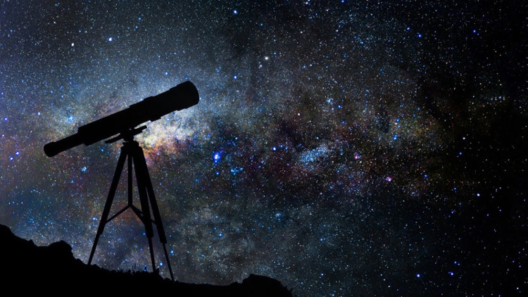 Picture 1 of The difference between astronomy and astrology