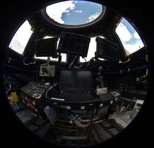 Picture 10 of The Earth looks from the International Space Station