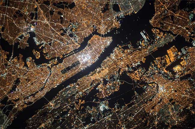 Picture 14 of The endless beauty of Earth in a set of photos taken from the universe