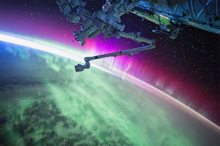 Picture 3 of The endless beauty of Earth in a set of photos taken from the universe