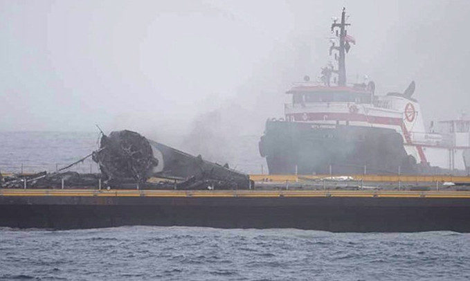 Picture 7 of The Falcon-9 boosters landed on the launch in the sea failed