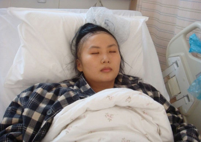 Picture 2 of The female doctor died of cancer leaving millions of people awake