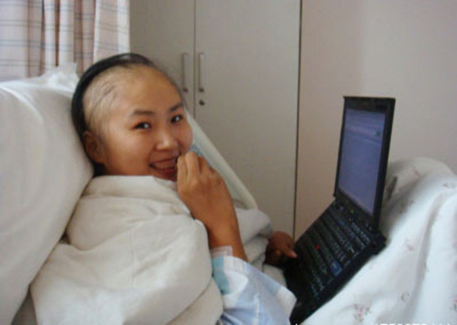 Picture 5 of The female doctor died of cancer leaving millions of people awake