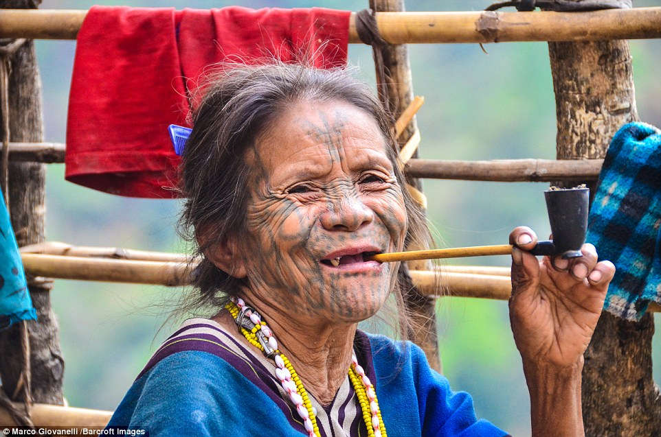 Picture 4 of The female tribe more beautiful face tattoos