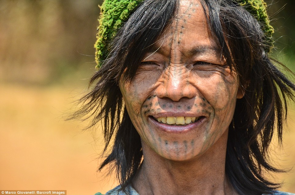 Picture 7 of The female tribe more beautiful face tattoos