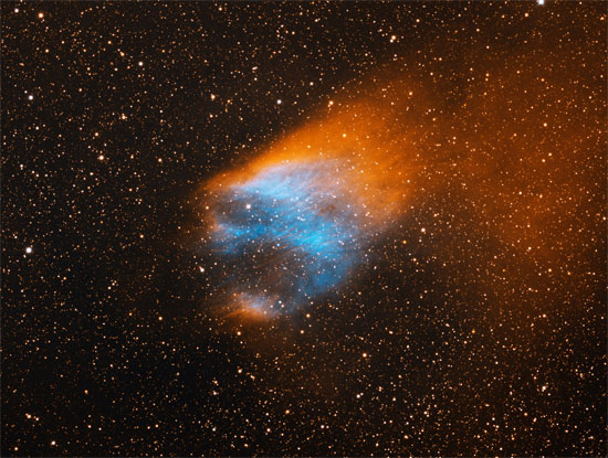 Picture 1 of The fiery skull-shaped nebula passes through the galaxy