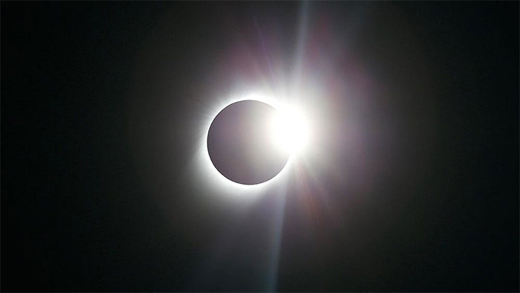 Picture 7 of The final total eclipse of the decade in the South American sky