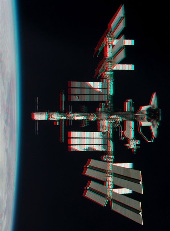 Picture 3 of The first 3D image of an international space station