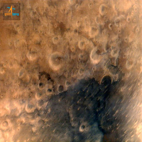 Picture 2 of The first 3D image of Mars is sent from the MOM ship
