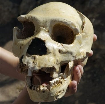 Picture 2 of The first European group to eat people